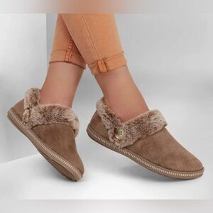 Skechers Cozy Campfire - Size 7.5